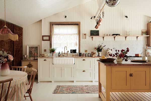 1 Pearllowebeachhouse Devol Lowres 5792a506329b479a850bf991eb0b0307 1920w