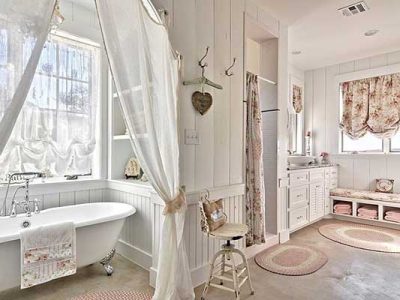 Comfy Shabby Chic Bathroom In White With Claw Foot Bathtub 1920w Comfy Shabby Chic Bathroom In White With Claw Foot Bathtub 1920w