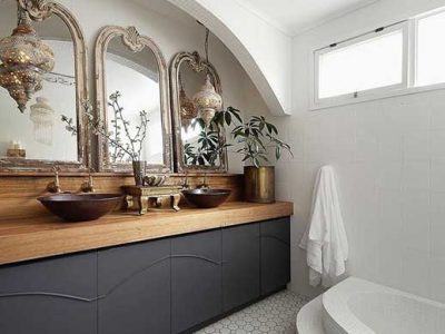 Silver Moroccan Metal Lantern Lights In Boho Bathroom Decor Via Townhouse And Loft 1920w Silver Moroccan Metal Lantern Lights In Boho Bathroom Decor Via Townhouse And Loft 1920w