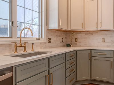 Custom Kitchen Cabinet Installation